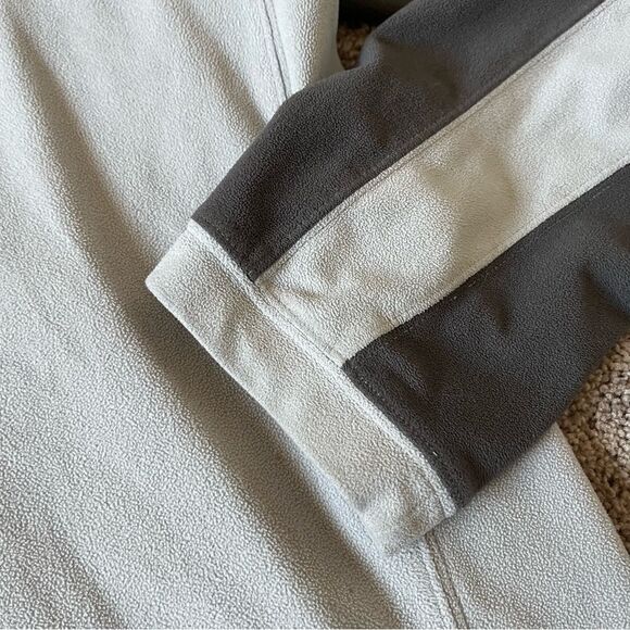 The North Face Men's Large Quarter-zip Fleece - Picture 3 of 7